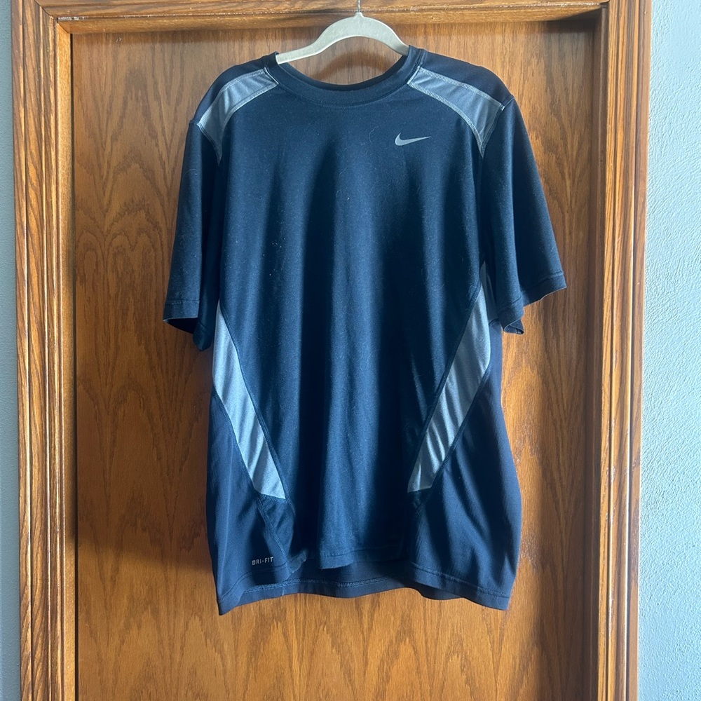 Nike Men's Black Tee with Gray Accents